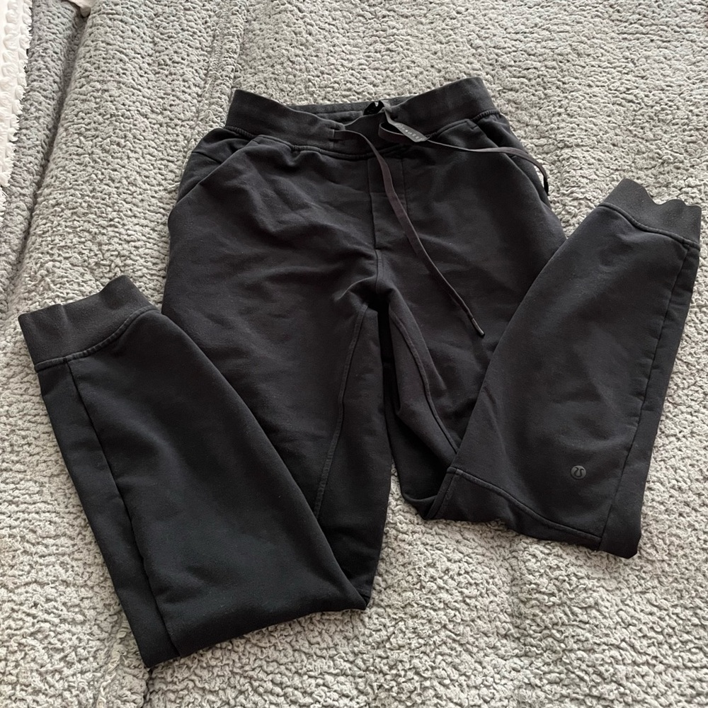 Men’s black joggers extra small